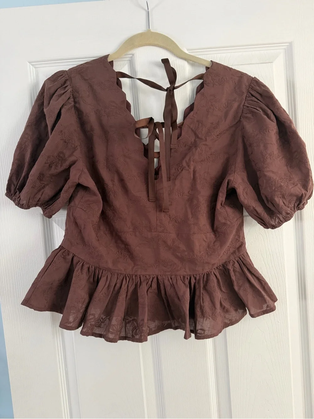 ASTR the Label Arely Scalloped V-Neck Peplum Top